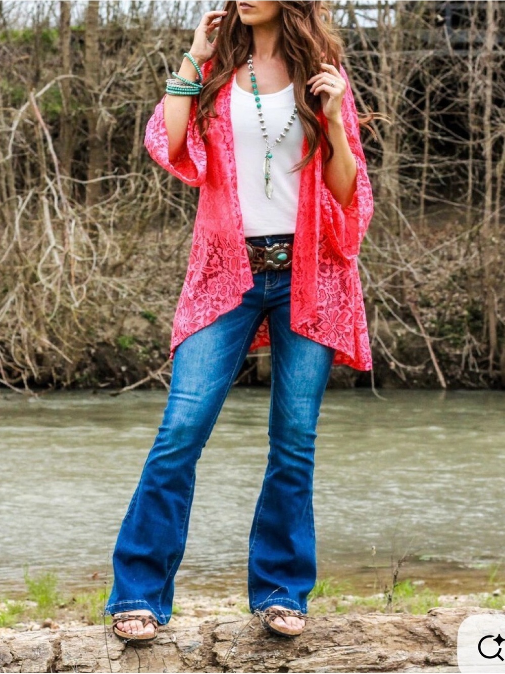 Lucky & Blessed Bright Pink Lace Camino